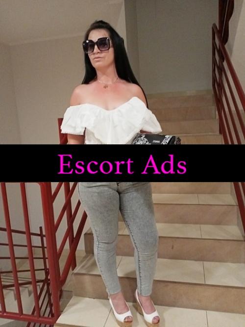 Annuncio Escort Ads - Bella albanese appena arrivata a Prato, sono una dolcissima 30enne, le foto sono reali al 100% (come vedi, metto anche il viso)