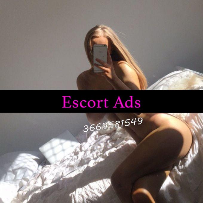 Annuncio Escort Ads - SARZANA ANNA LALLA APPENA RITORNATA 💙💙 35ANNI ITALIANA 🇮🇹🇮🇹 AFFRETTATI��