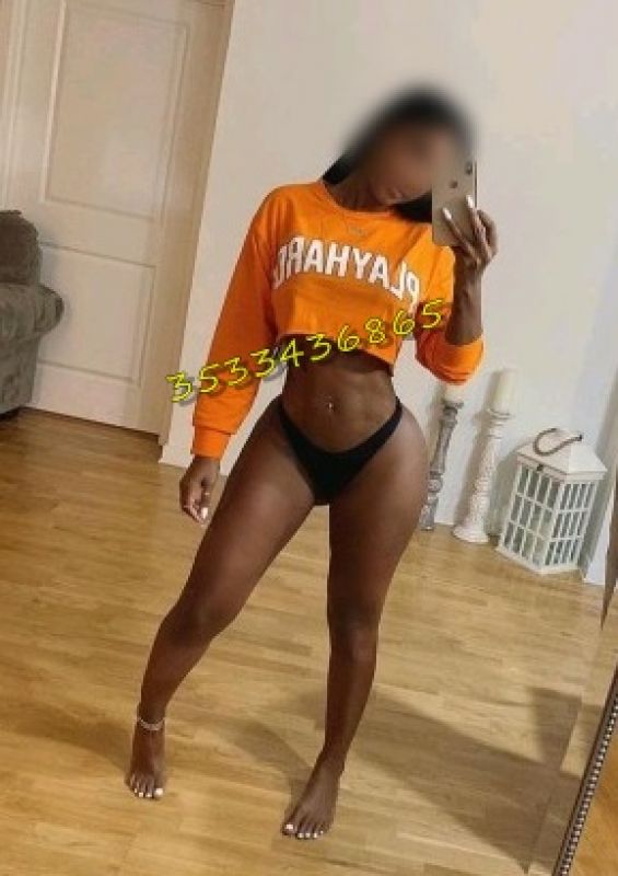 Annuncio Escort Ads - BELLA RAGAZZA             LUNA 19 ANNI                PRIMISSIMA VOLTA PER POCHI GIORNI VERA PORCELLINA INSAZIABILE