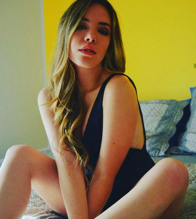 Annuncio Escort Ads - 1.VOLTA A BOLZANO SARA BELLISSIMA, ESPERTA DEI SESSO FATTO CON CALMA E PASSIONE, PRELIMINARE DA NON DIMENTICARE, COMPLETA