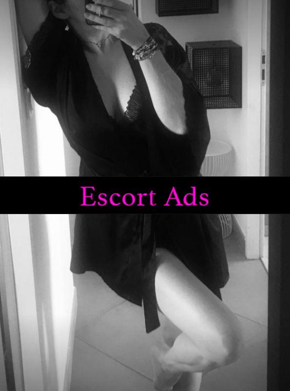 Annuncio Escort Ads - NICOLE, MASSAGGI A CORPO NUDO (fino le 18.00)