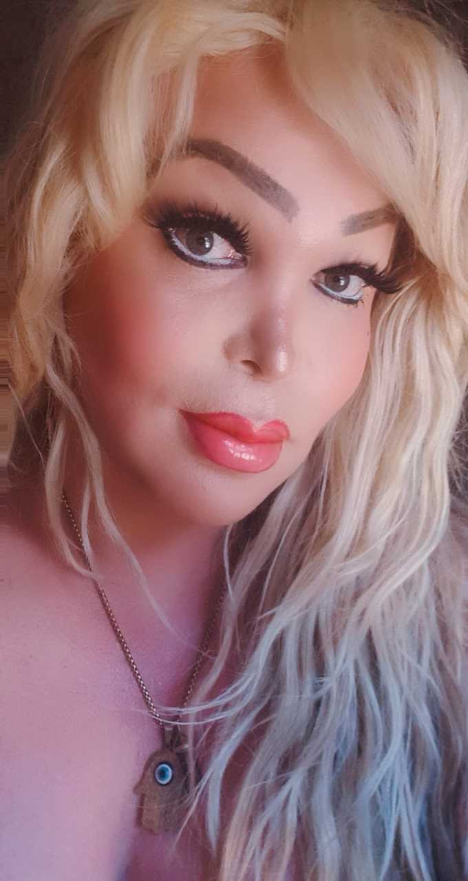 Annuncio Escort Ads - NEW TRANS????PAMELA???? INPERATRIS LA PORCA TROIA DEPRAVATA POTENTISSIMA CAVALLONA SBORRA BOCCA VISO CULO PUTANA PORCA ACT PAS