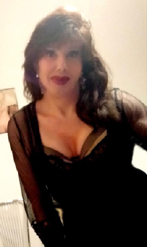 Annuncio Escort Ads - FESTA .......FESTA ......FESTA TRASGRESSIVA...VANESSA TRANSEX  SEXY E MOLTO PORCELLINA...21 CM  E GOLA PROFONDA