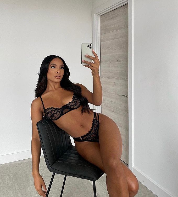 Annuncio Escort Ads - BELLISSIMA RAGAZZA APPENA ARRIVATA A MILANO VANESSA SUPER COMPLETA ANCHE DA TE !!!CHIAMAMI       