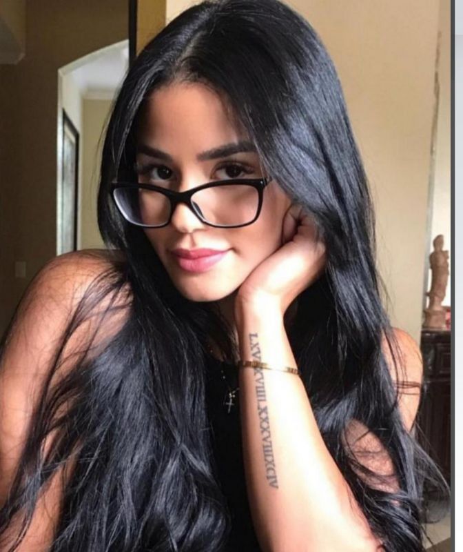 Annuncio Escort Ads - NINFOMONA DELL CAZZO DURO.INGOIATRICE.DI.SPERMA A.BOCCA.APERTA.LECCATINA.CULO.FISTING.TUTTA.LA.MANO.