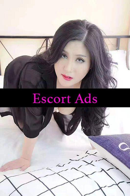 Annuncio Escort Ads - 🍓CURNO 🍓🍓 Prima volta qui 💄Donna sexy orientale, elegante e appassionata. tre nuove ragazze