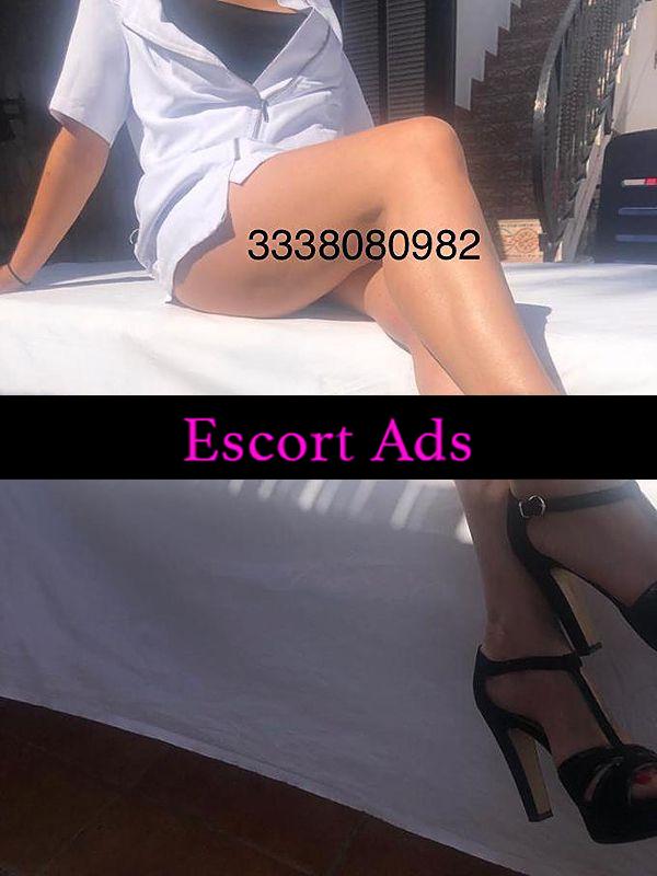 Annuncio Escort Ads - ⭕️VIMERCATE SOLO ITALIANI Elena italiana ANCHE VIDEO-TELEFONATA EROTICA 💋BELLA ESTETISTA MASSAGGIATRICE , BELLA E DAL CARATTERE PAZIENTE …SEI NEL