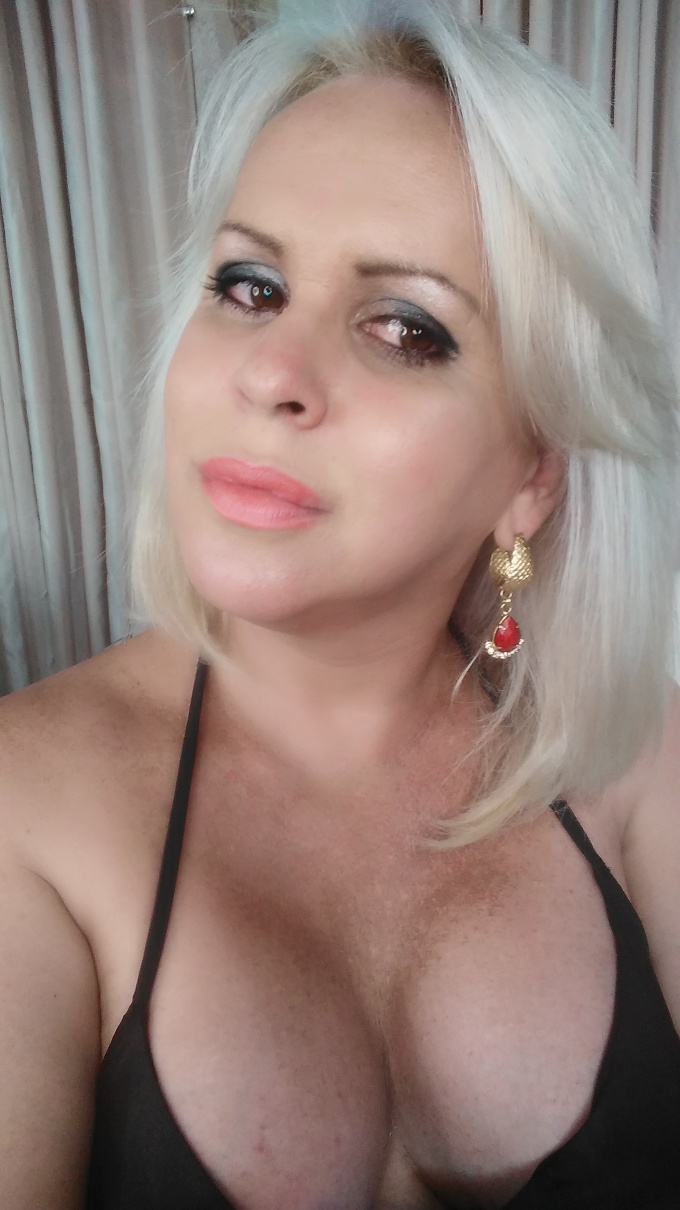 Annuncio Escort Ads - FANO  TRANS RAFFAELLA BASTOS COMPLETA