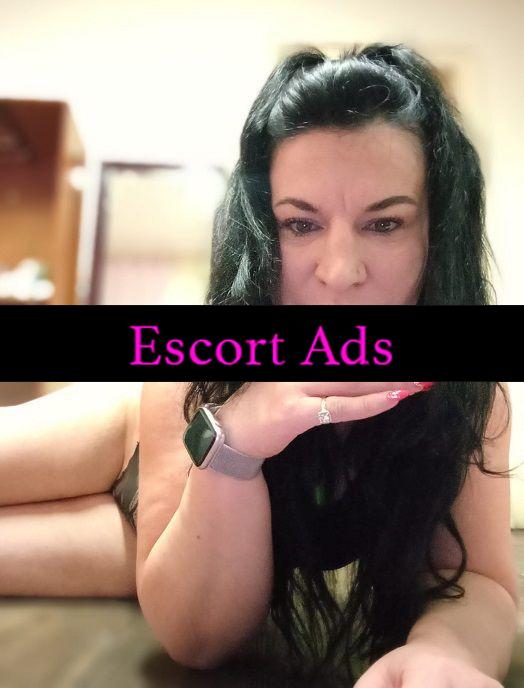 Annuncio Escort Ads - Bella albanese appena arrivata a Prato, sono una dolcissima 30enne, le foto sono reali al 100% (come vedi, metto anche il viso)