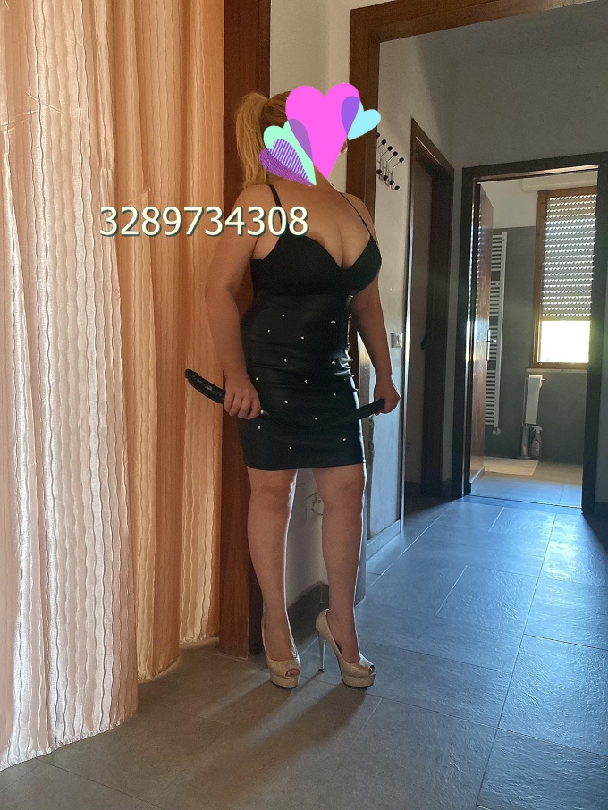 Annuncio Escort Ads - NOVITA MISTRESS UN COCKTEL DI SESS SCONVLGENTE VIENI A PROVARE LE VERE SENSAZIONI QUELLE INDIMENTICABILI FETISH STAPON PIOGGIA DORATA BONDAGE prima vo