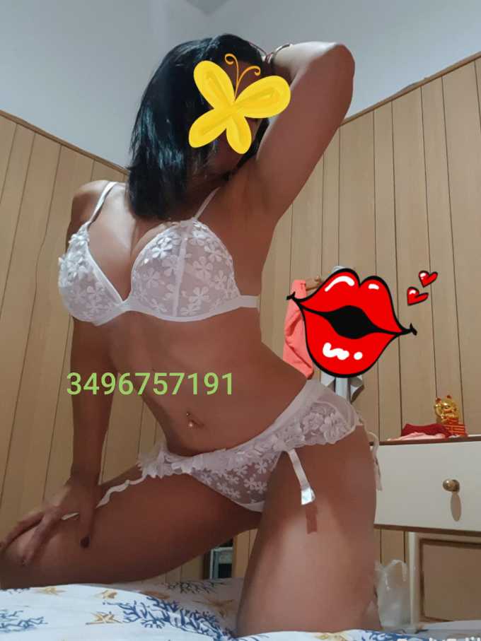 Annuncio Escort Ads - APPENA ARRIVATA SEXY INTRIGANTE, PICCANTE. PRELIMINARI DA SBALLO BACIAMI LECCAMI GUSTAMI SENZA FRETTA