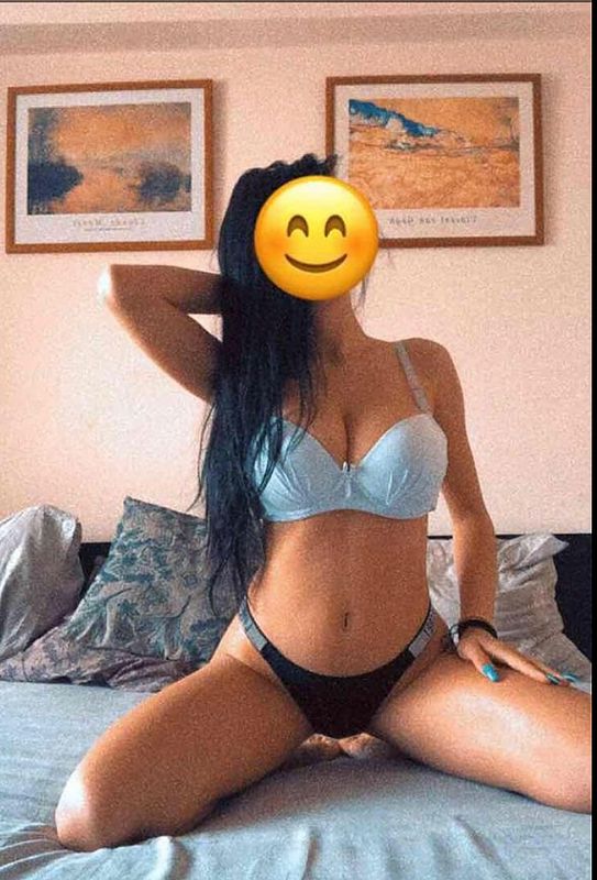 Annuncio Escort Ads - Studentessa 18 anni