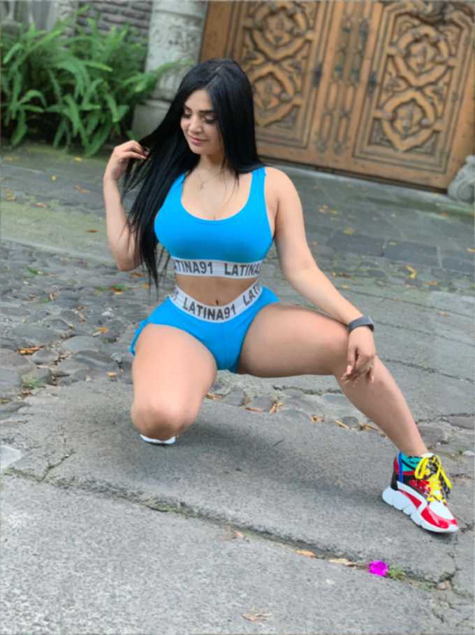 Annuncio Escort Ads - Ciao tutti mi chiamo chela chela. ...NON PROFESSIONISTA, ma sia per bisogno che per piacere