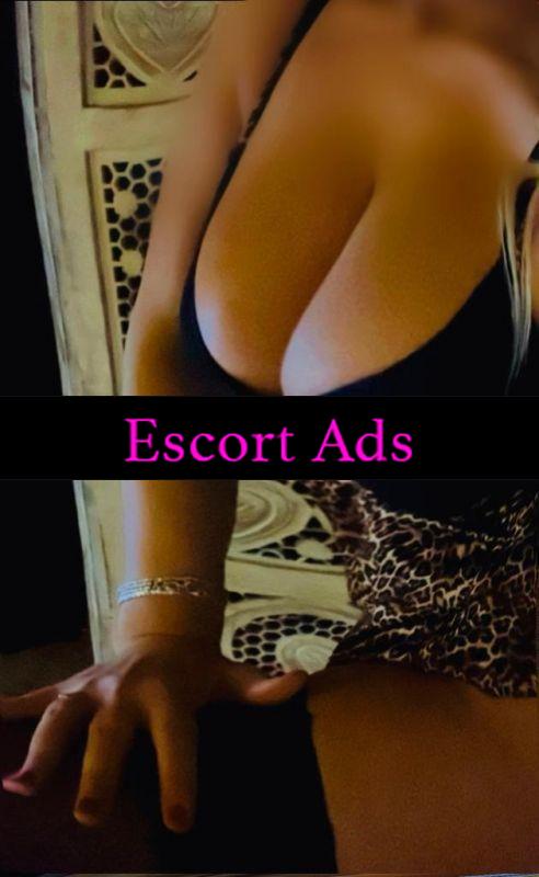 Annuncio Escort Ads - FELTRE, FELTRE, FELTRE.SPLENDIDA MILF 50ENNE PER POCHI GIORNI IN AMBIENTE ACCOGLIENTI...