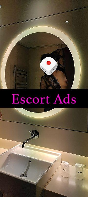 Annuncio Escort Ads - Cinese bella tette grandi e fisico da pornostar