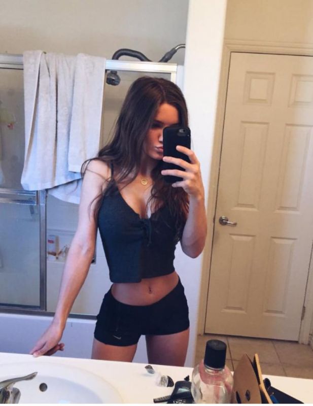 Annuncio Escort Ads - SPOMPI SPOMPINO AL NATURALE SENZA MANI. SPOMPINO AL NATURALE SENZA MANI. INCULAMI ,SPANAMI,.....LECCAMI TUTTA  Sposta il mio perizoma..scivola