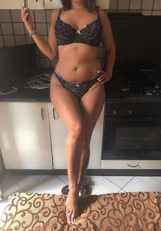 Annuncio Escort Ads - NUOVA BELLISSIMA MILF DISPONIBILE E COMPLETA