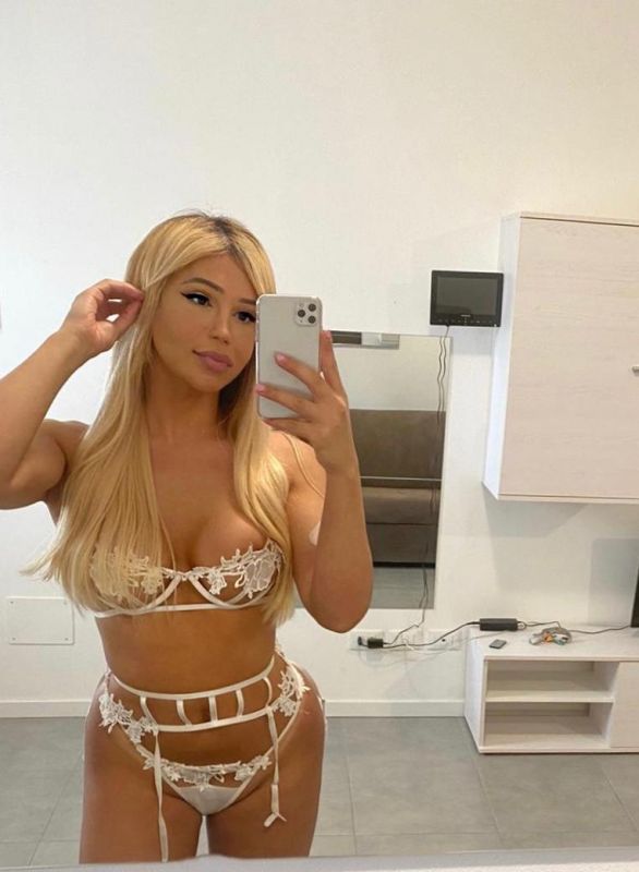 Annuncio Escort Ads - ????SOFIA TRANS BELLISSIMA e SCATENATA*(1.Volta in CITTA)=SEXY E FEMMINILE(CURATA) ATTIVA e PASSIVA (INCULAMI TUTTA) ????????????