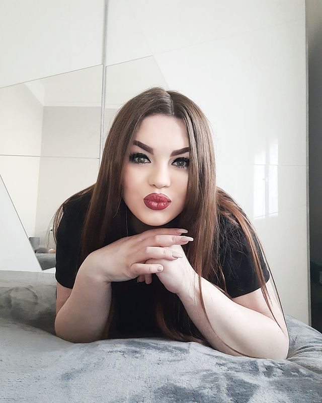 Annuncio Escort Ads - Novita in citta  CIVITANOVA dolce e raffinata...sexy... elegante nei modi, molto passionale