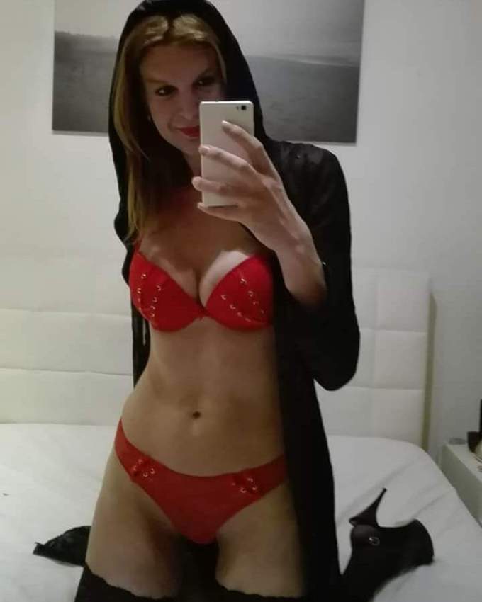 Annuncio Escort Ads - ?????????????????????????? TRANS Trans padrona! Porca porca! Superdotata! Trans mistress ?????