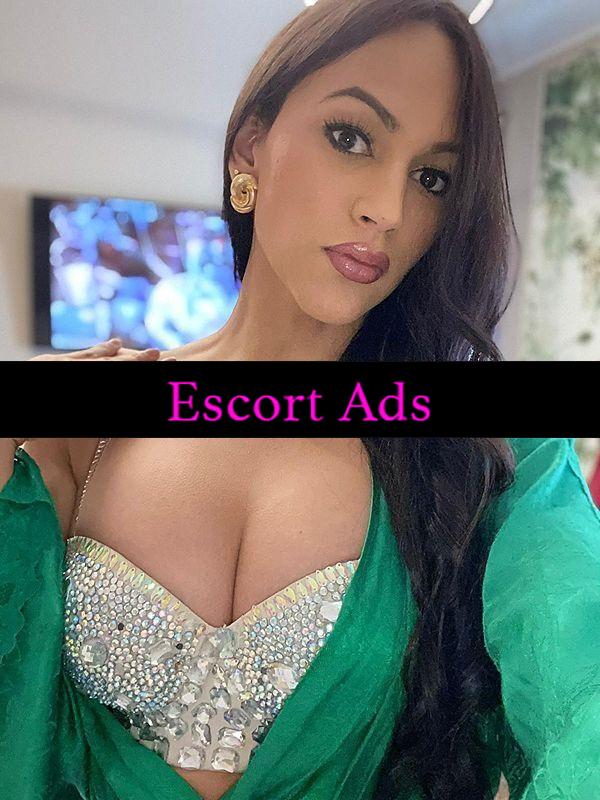 Annuncio Escort Ads - 💜 PRIMA VOLTA A PAVIA🔝KAREN🔝 BELLISSIMA TRANS 💯% 💯 FEMMINILE 💅 SPERTA💦🐷PIU RICERCATA