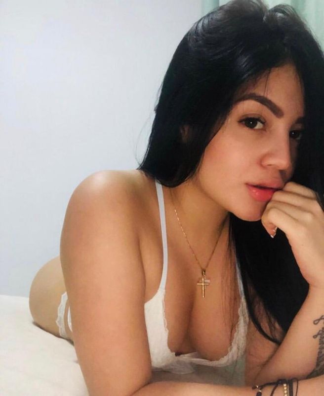 Annuncio Escort Ads - NEW.... STANZA CLIMATIZADA ... ..CALDISSIMA E COMPLETA.. .. DA OGGI IN ZONA..DISPONIBILISSIMA 24ANNI