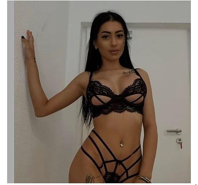 Annuncio Escort Ads -  