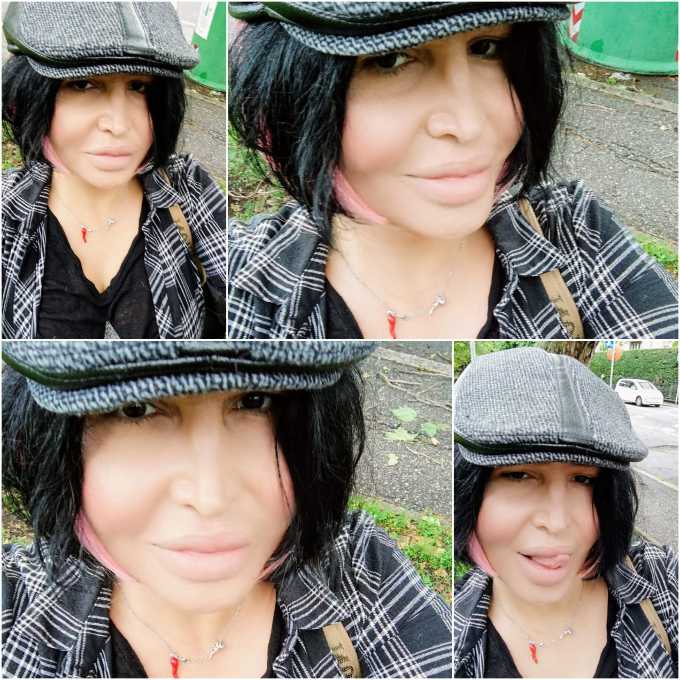 Annuncio Escort Ads - NEW NEW IN TOUR TRANS VALENTINA VERA ITALIANA DOC???????? %MA SOPRATTUTTO MOTO PORCA VERA GOLA PROFONDA