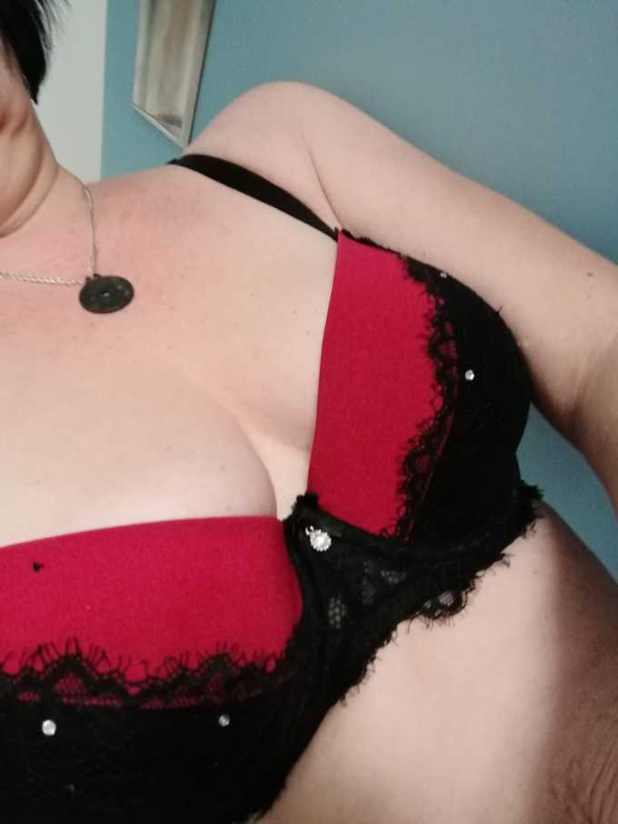 Annuncio Escort Ads - Conoshenza