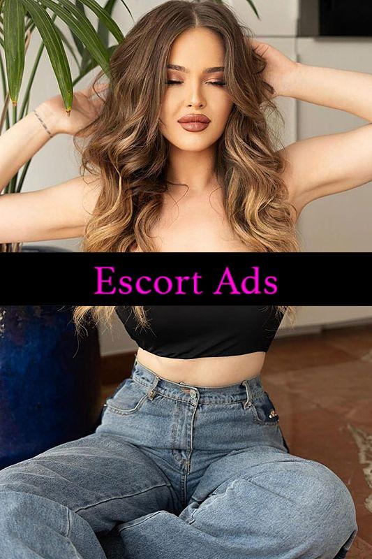 Annuncio Escort Ads - Tori è la vostra guida in un mondo di passione ed eleganza.