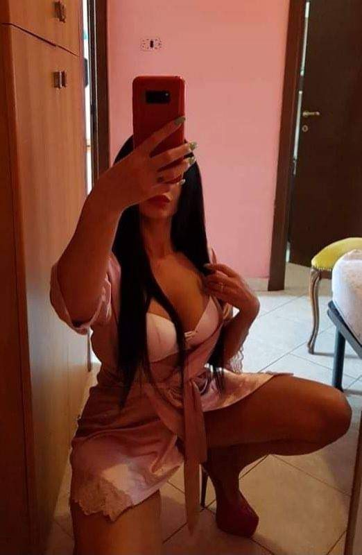 Annuncio Escort Ads - APP. ARRIVATA A LIDO DI FERMO JULI COMPLETISSIMA STUPENDA TROIA
